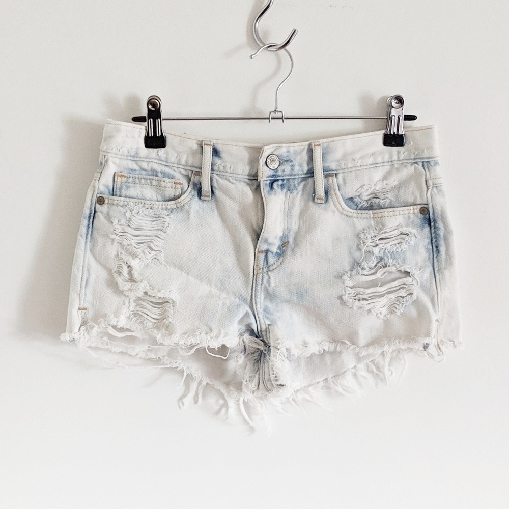 ABERCROMBIE & FITCH High Waisted Denim Shorts